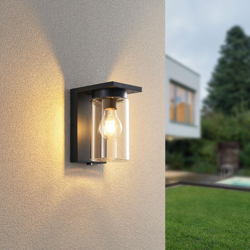 Zwarte buiten wandlamp met schemersensor modern, Yves, IP44