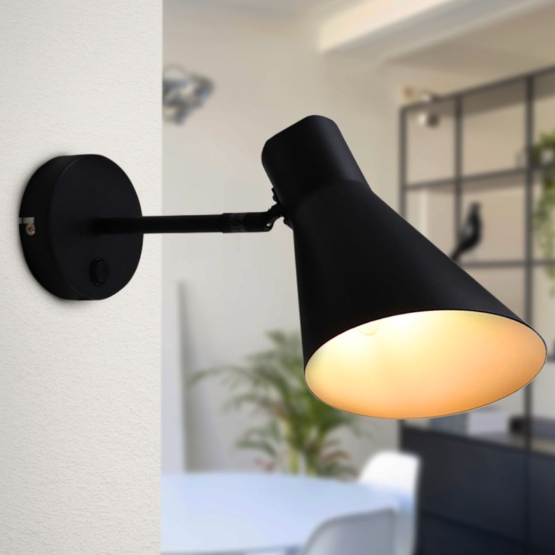 Moderne wandlamp zwart, Vico, met schakelaar Moderne wandlamp zwart, Vico, met schakelaar