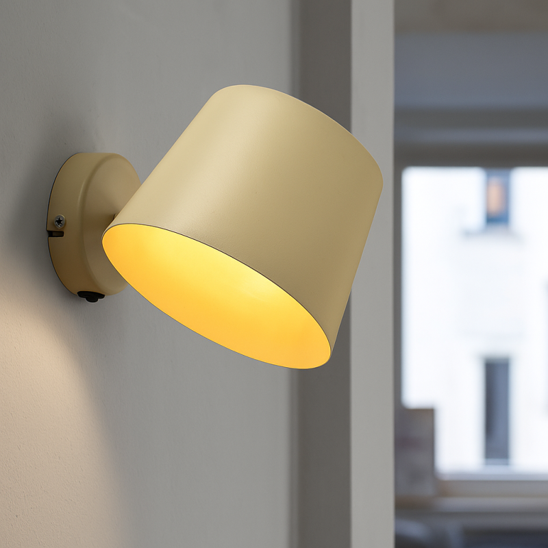 Moderne wandspot beige, Rinke, met schakelaar Moderne wandspot beige, Rinke, met schakelaar