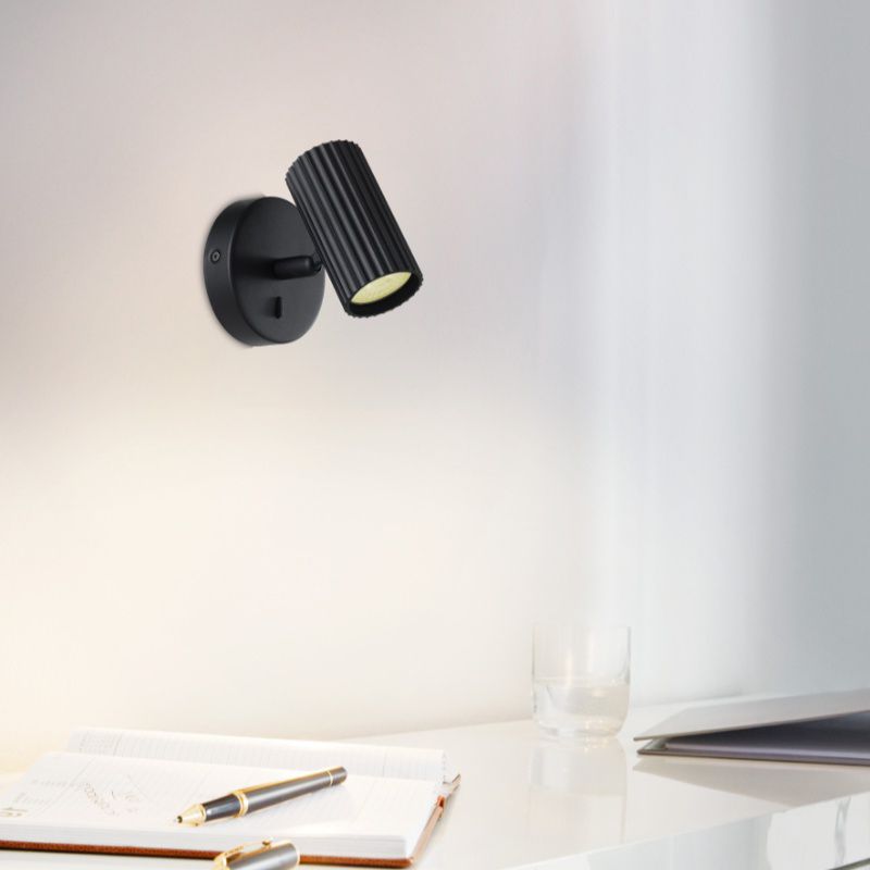 Zwarte moderne wandspot aluminium, Vikram, met schakelaar Zwarte moderne wandspot aluminium, Vikram, met schakelaar