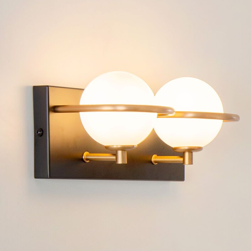 Zwarte badkamer wandlamp klassiek, Isobel, IP44 Zwarte badkamer wandlamp klassiek, Isobel, IP44