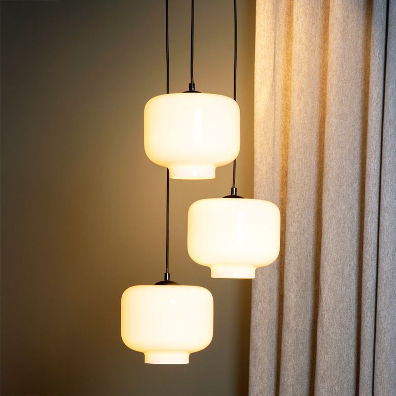 Witte hanglamp retro, Medine