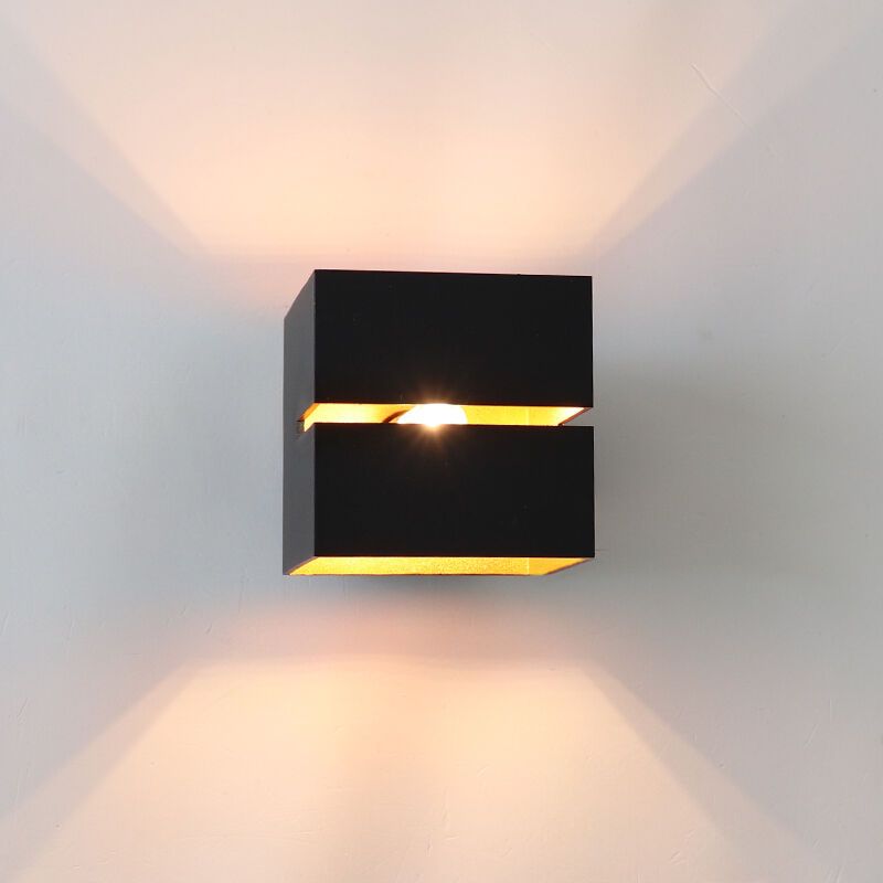 Zwarte up down wandlamp modern, Zita