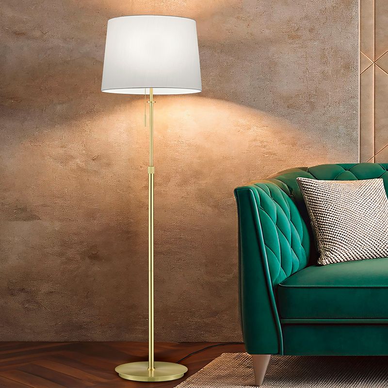 Messing vloerlamp klassiek, Niva, met trekschakelaar