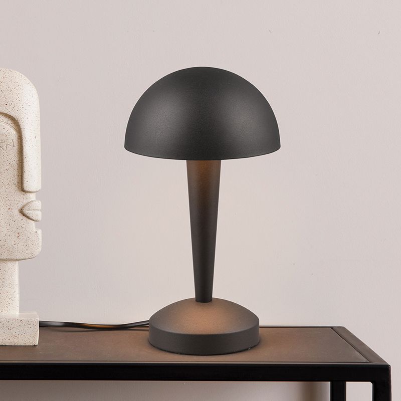 Zwarte tafellamp modern, Delila, met touchdimmer