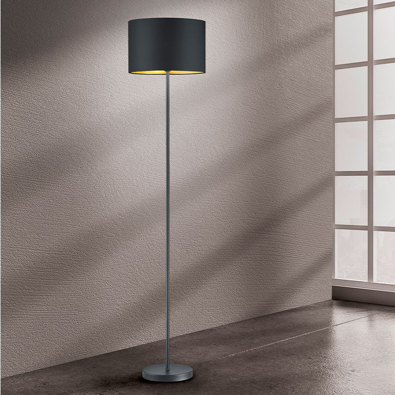 Zwarte vloerlamp modern, Jeany, met schakelaar