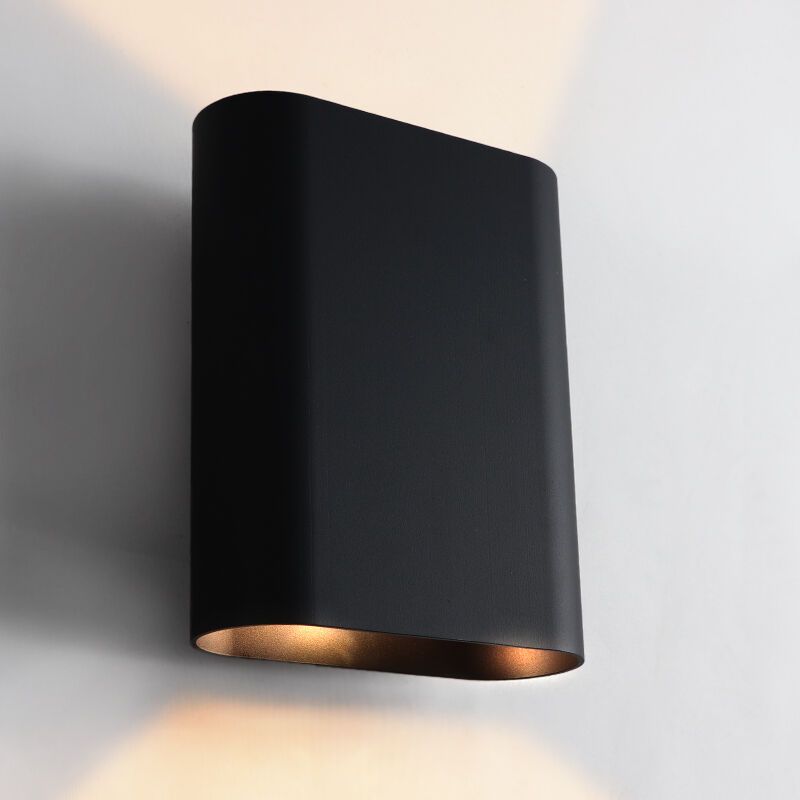 Zwarte wandlamp Rodigo - Modern