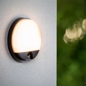 Zwarte badkamer wandlamp modern, Hups Ir, 10W, 3000K LED, IP54