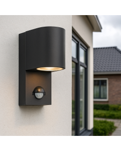 Moderne buiten wandlamp met bewegingssensor zwart, Corina, IP54