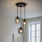 Ronde design hanglamp Lazaro met 3 rookglas kappen