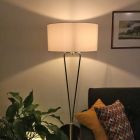 Klassieke vloerlamp Lola, Messing Mat