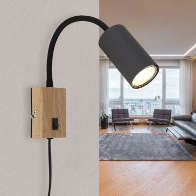 Zwarte design stopcontact wandlamp metaal, Roelof, met schakelaar