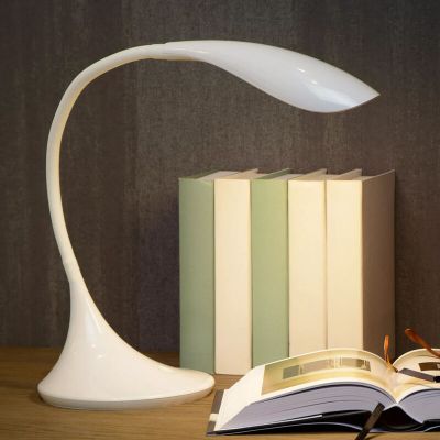 Witte bureaulamp modern, Emil, 4,5W, 3000K LED, met schakelaar