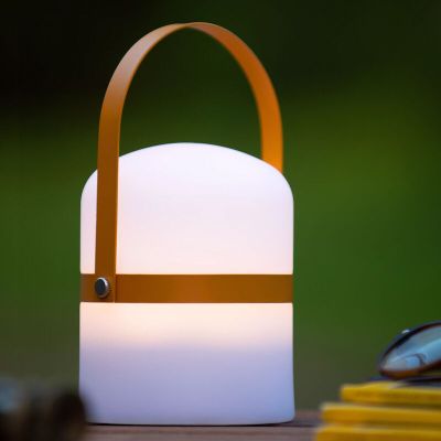 Witte moderne , Little Joe, kunststof, aan/uit schakelaar op het product