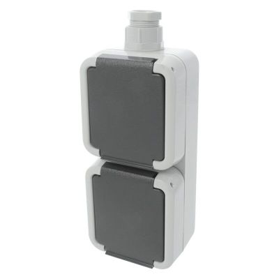 Peha Spatwaterdichte Contactdoos Tweevoudig Randaarde Wartel M20