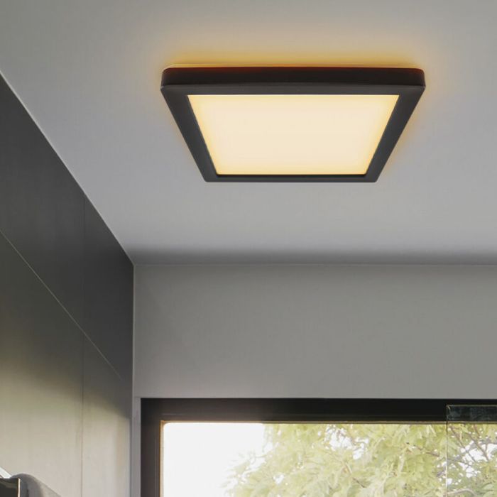 Zwarte badkamer plafondlamp Shivani, vierkant, IP44, 15W, 3000K LED