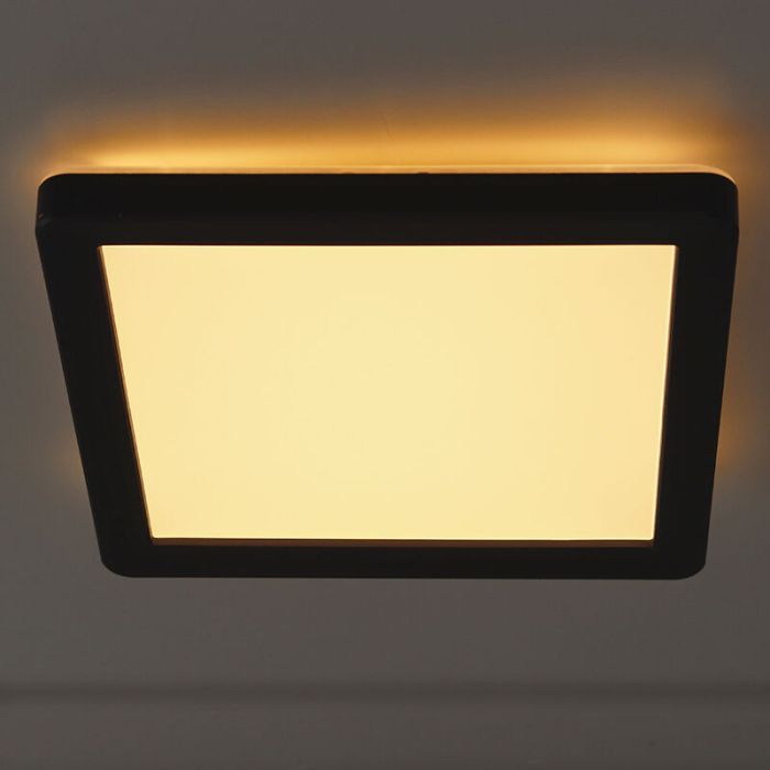 Zwarte badkamer plafondlamp Shivani, vierkant, IP44, 15W, 3000K LED