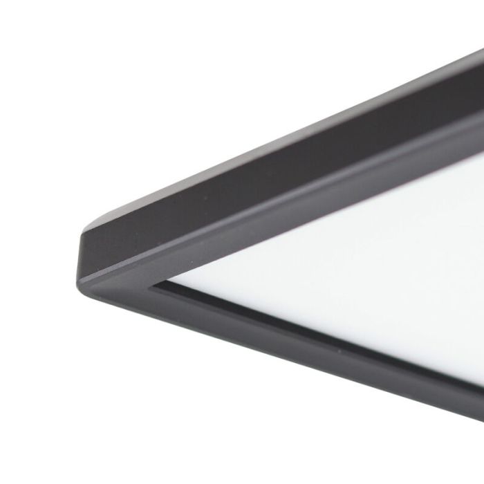 Zwarte badkamer plafondlamp Shivani, vierkant, IP44, 15W, 3000K LED