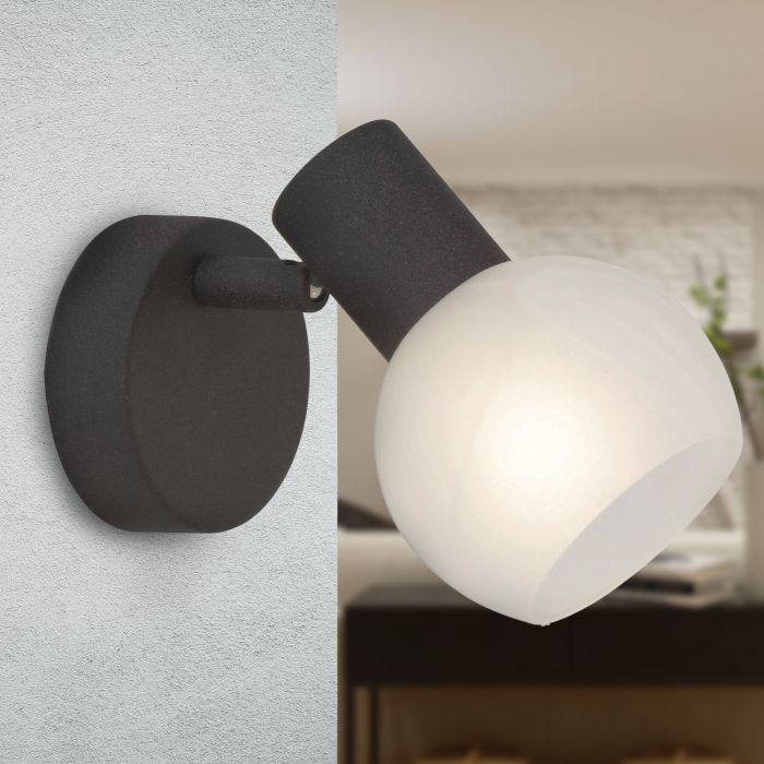 Glazen wandlamp bruin, Bertus