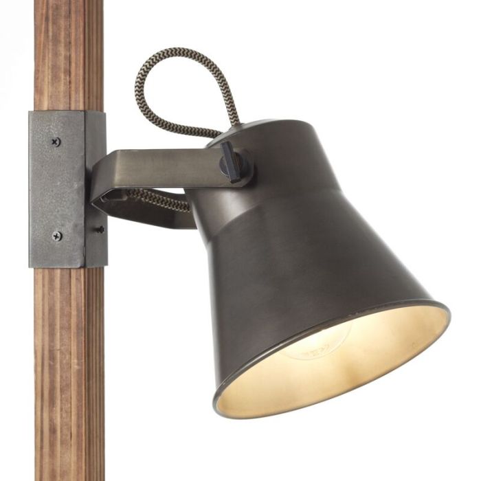 Industriële staande leeslamp Audrey, Metaal, met aan/uit schakelaar op het snoer