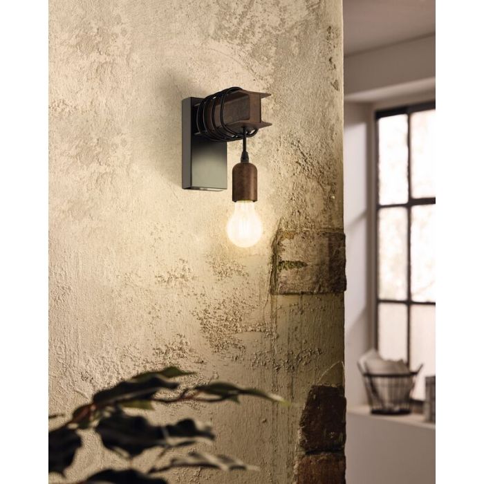 Zwarte landelijke wandlamp, Anton, staal