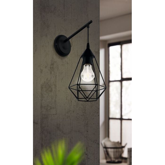 Zwarte industriële wandlamp staal, Costel