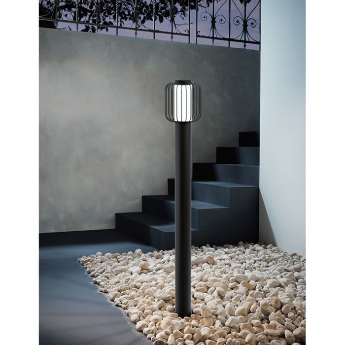 Zwarte moderne buitenlamp, Latife, staal, IP44