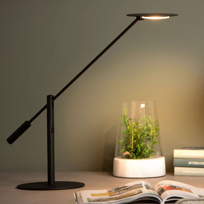 Zwarte bureaulamp modern, Anselmo, 9W, 3000K LED, met touchdimmer