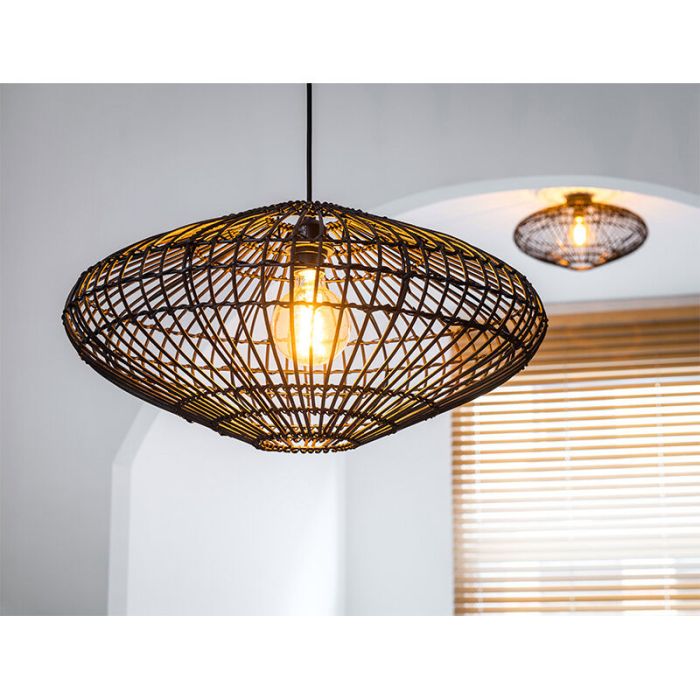 Zwarte landelijke hanglamp, Magali, rotan