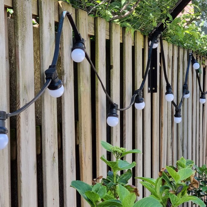 15m prikkabel inclusief 15 melkwitte lampjes