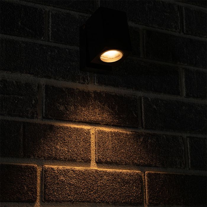 Zwarte buiten wandlamp Isobel, aluminium, modern, IP44