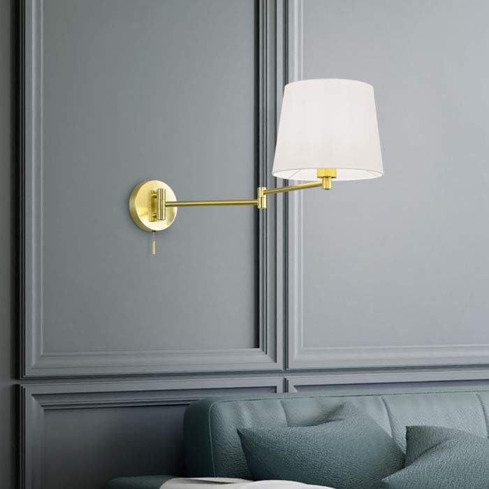 Messing wandlamp klassiek, Niva, met trekschakelaar