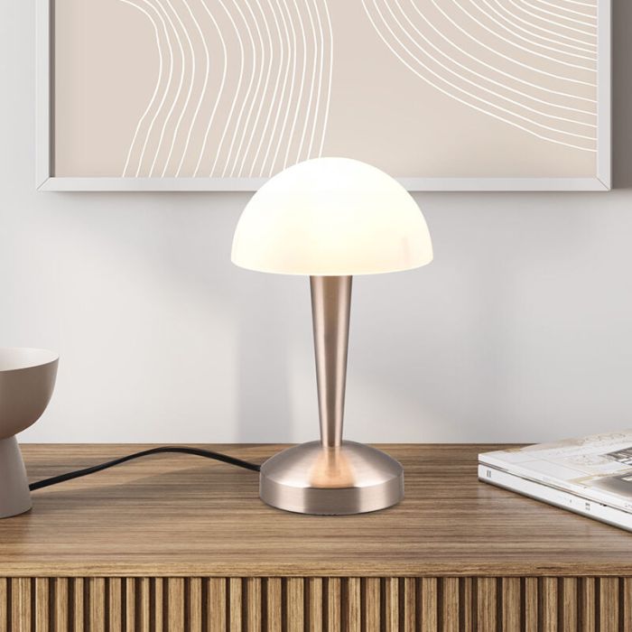 Nikkelen tafellamp modern, Delila, met touchdimmer