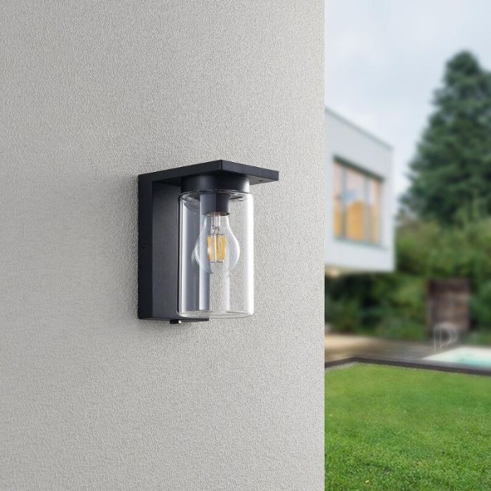 Zwarte buiten wandlamp met schemersensor modern, Yves, IP44