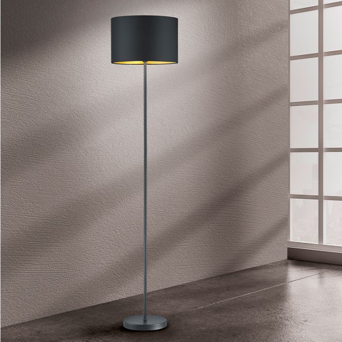Zwarte vloerlamp modern, Jeany, met schakelaar