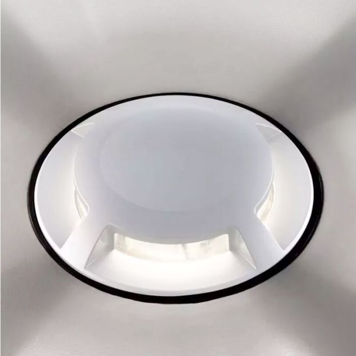 Witte grondspot Marcus (4 stralen), kunststof, IP67, 1W, 6500K
