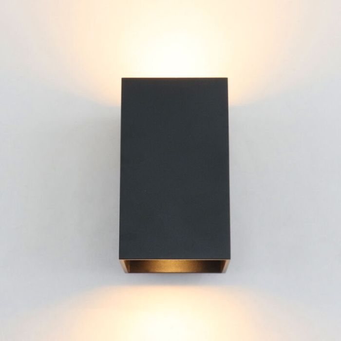 Zwarte wandlamp Friso, zwart